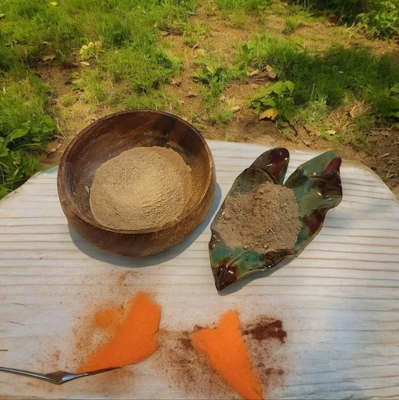 Amazing Mud Mask Natural Bentonite Clay Beet Root Luxury Age Defying Mask - Picture 5 of 9